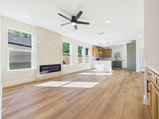 1204 Phoenix Drive - Photo 2