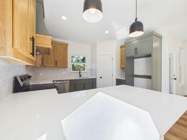 1204 Phoenix Drive - Photo 7