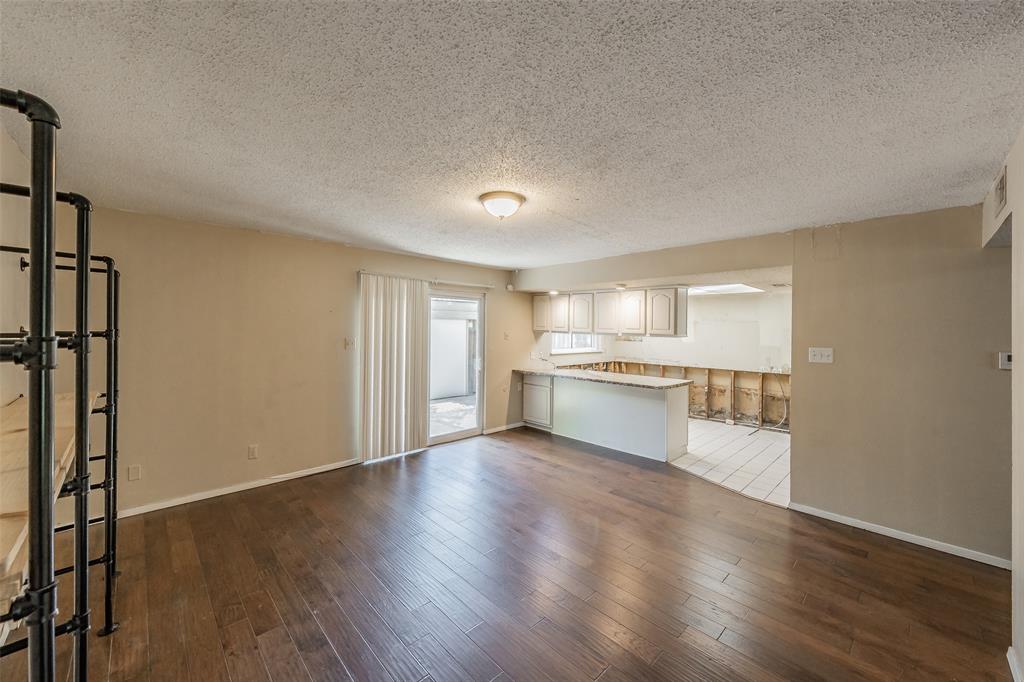 220 Westview Terrace - Photo 11