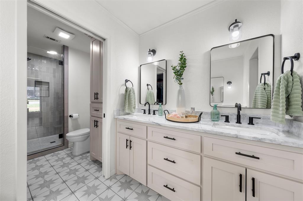 4324 Green Point Drive - Photo 14