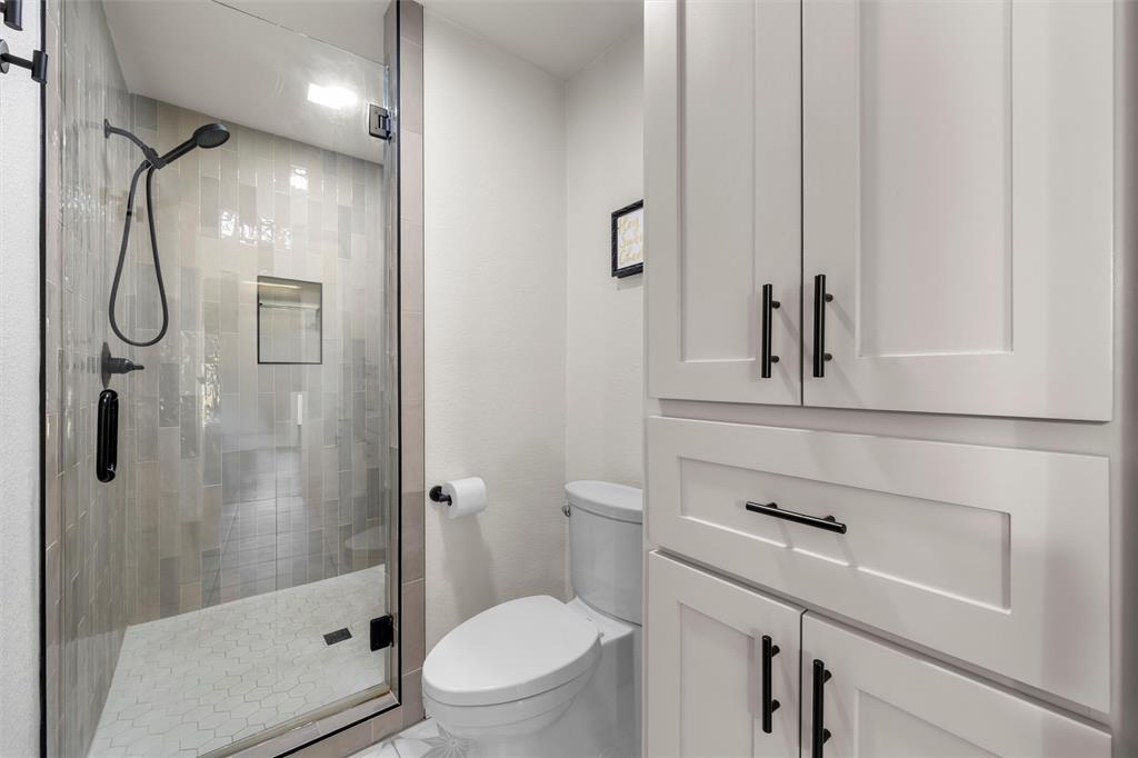 4324 Green Point Drive - Photo 16