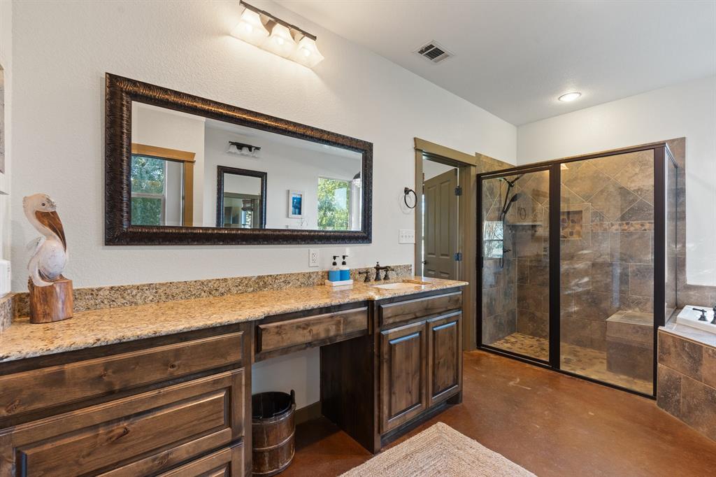 10149 Fm 1434 - Photo 28