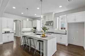 2111 Longmont Lane - Photo 14