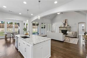 2111 Longmont Lane - Photo 16