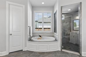 2111 Longmont Lane - Photo 22