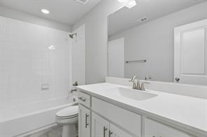 2111 Longmont Lane - Photo 34