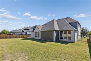 2111 Longmont Lane - Photo 37