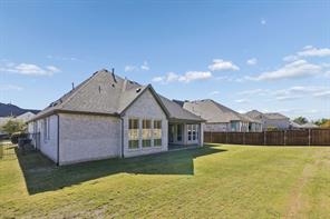 2111 Longmont Lane - Photo 38