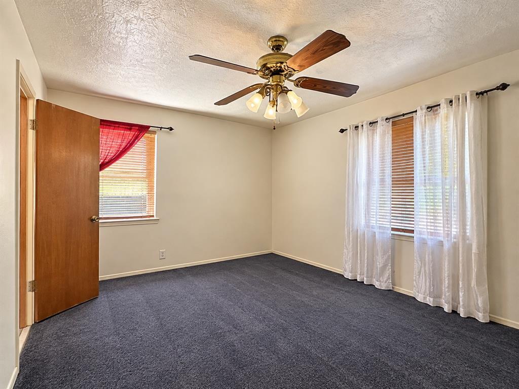 5910 Cedar Glen Drive - Photo 6