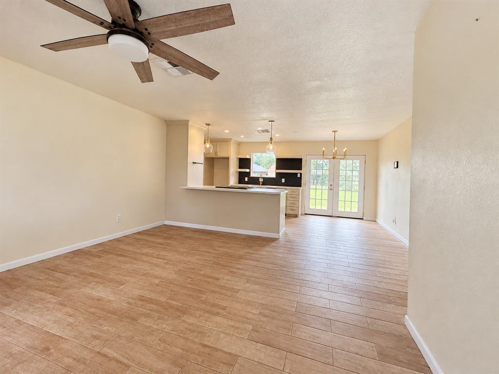 1055 Kent Street - Photo 3