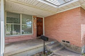 1220 Colfax Circle - Photo 4