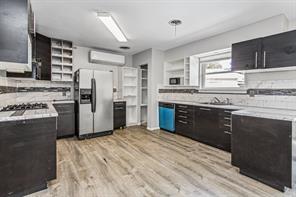 1220 Colfax Circle - Photo 8