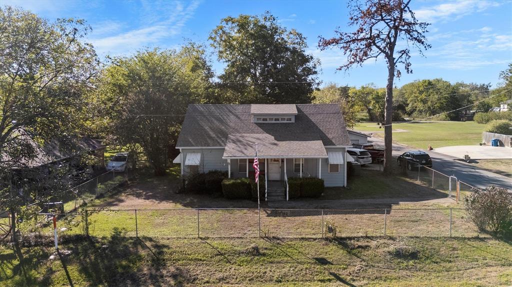 702 Patterson Street - Photo 1