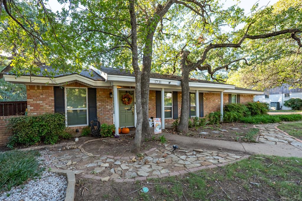 1731 Park Ridge Terrace - Photo 3