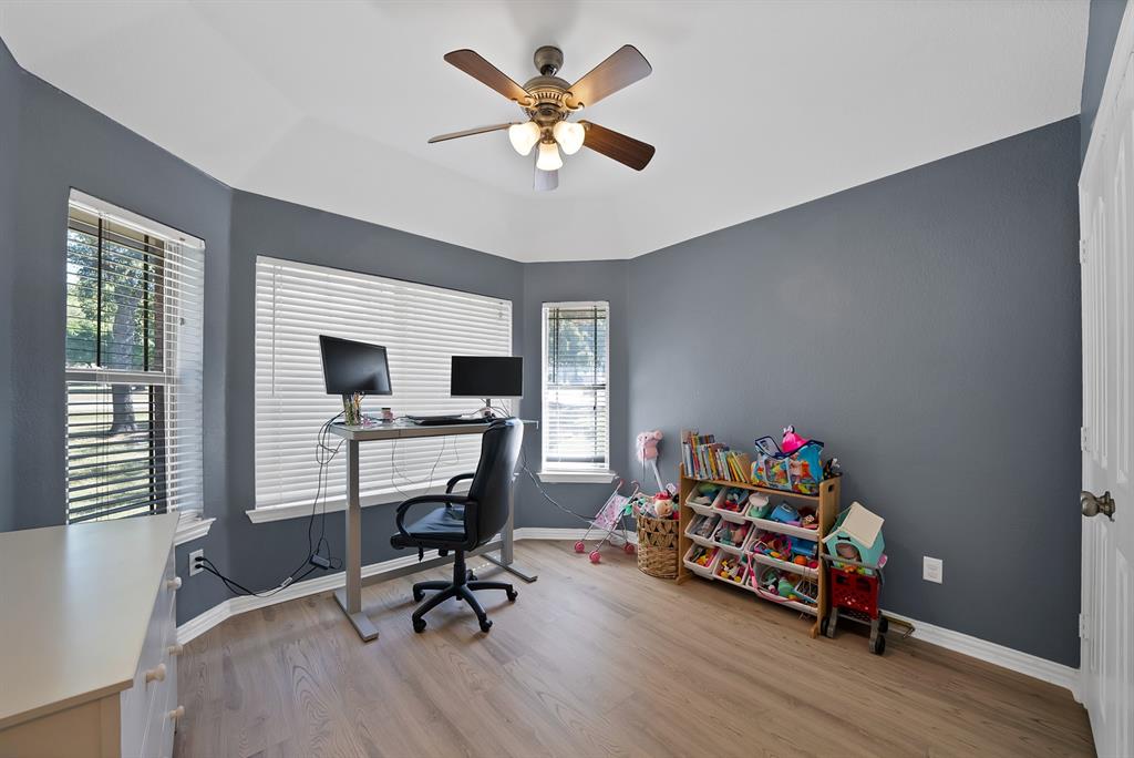 133 Miramar Circle - Photo 32