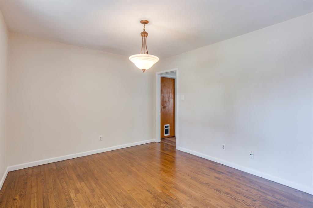 3304 Creston Avenue - Photo 11