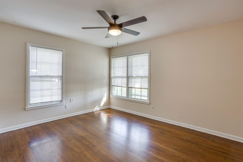 3304 Creston Avenue - Photo 26