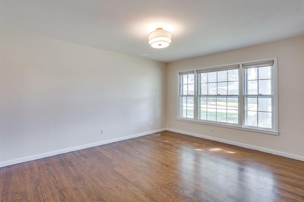 3304 Creston Avenue - Photo 8