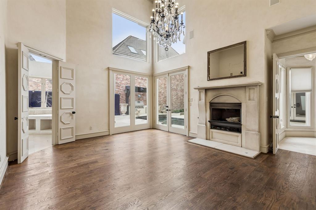 6917 Forest Glen Drive - Photo 9