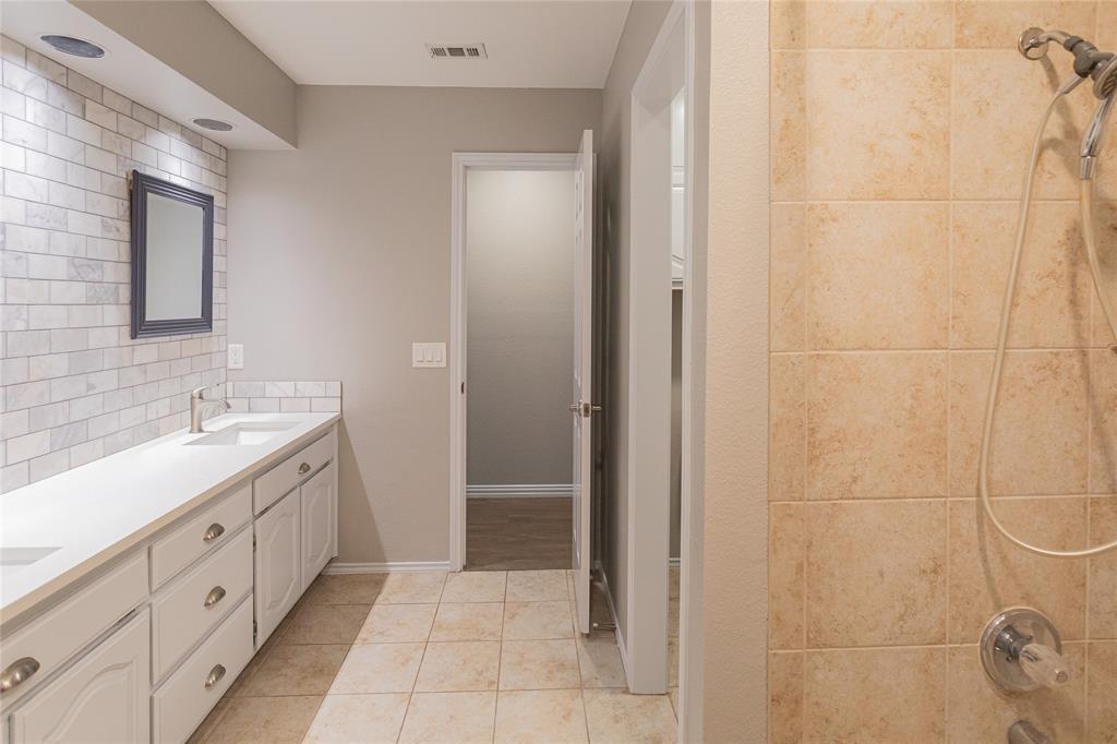 1121 Augusta Court - Photo 12