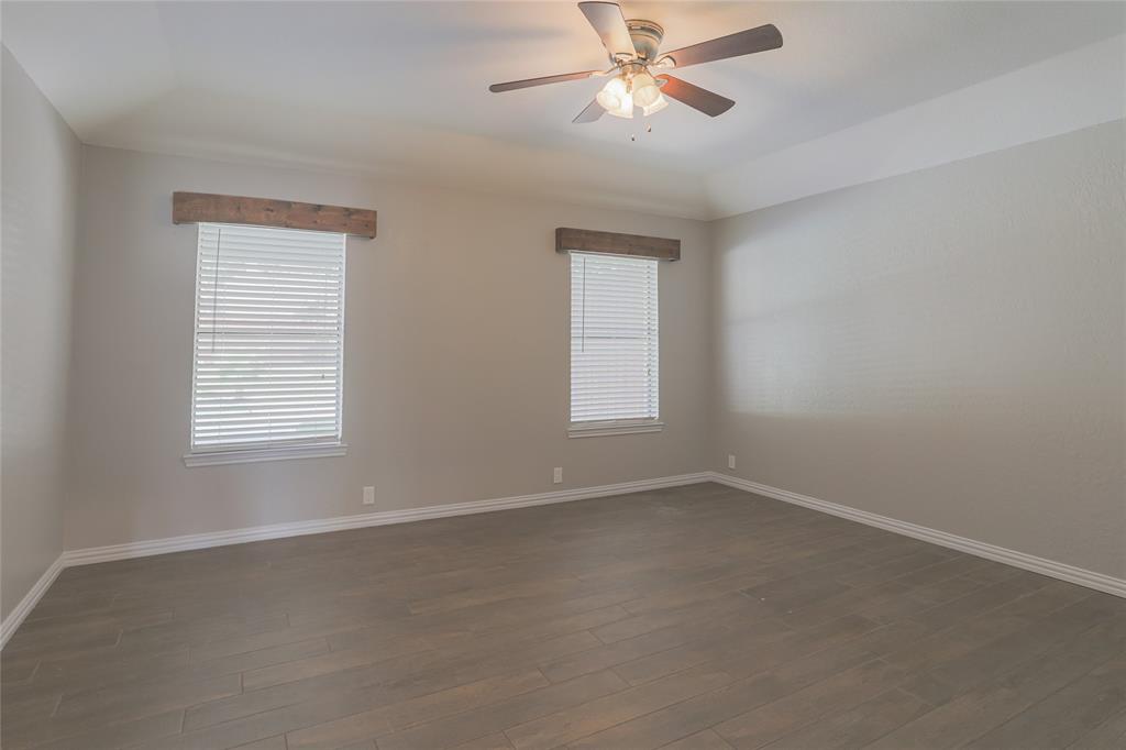 1121 Augusta Court - Photo 14