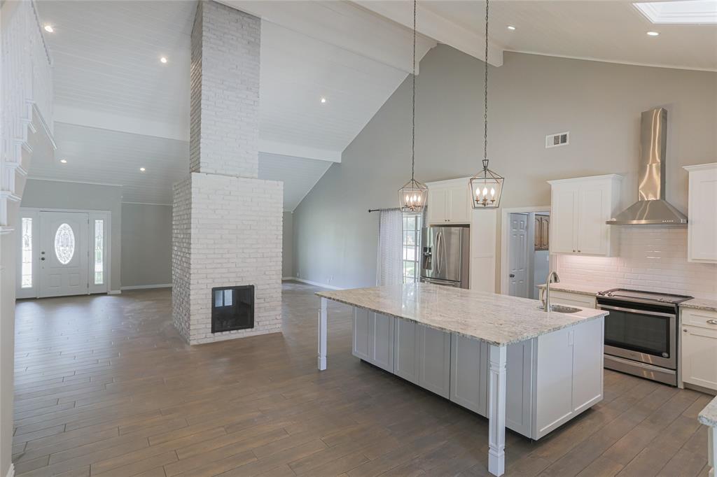 1121 Augusta Court - Photo 5