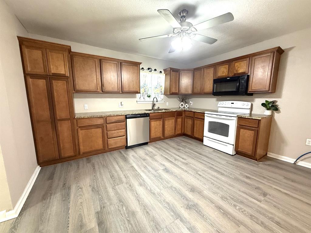 4525 N Texoma Parkway - Photo 4
