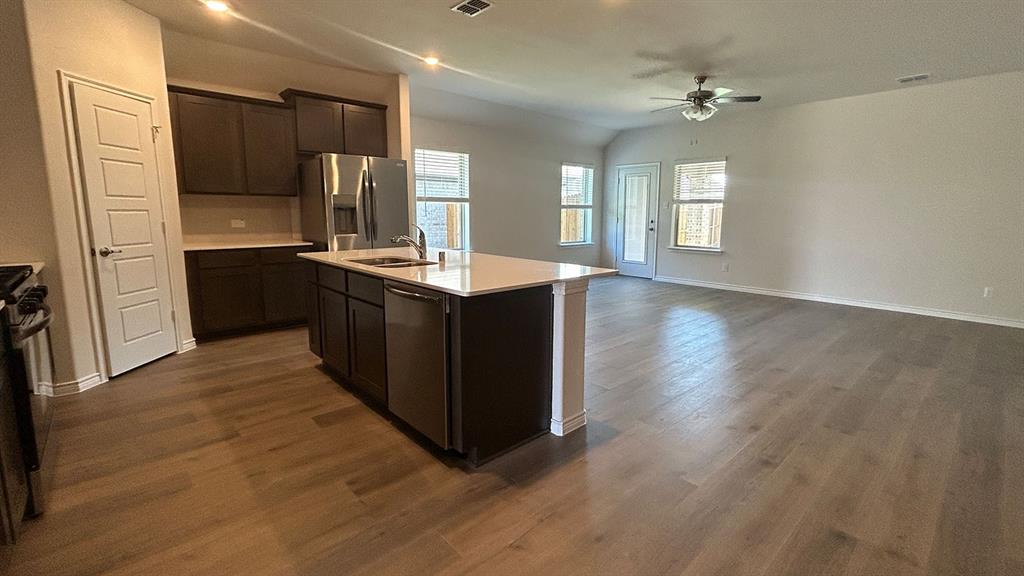 410 Campfield Drive - Photo 4