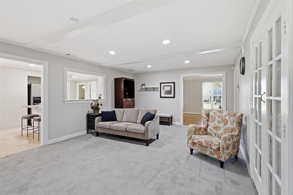 7806 Woodstone Lane - Photo 6