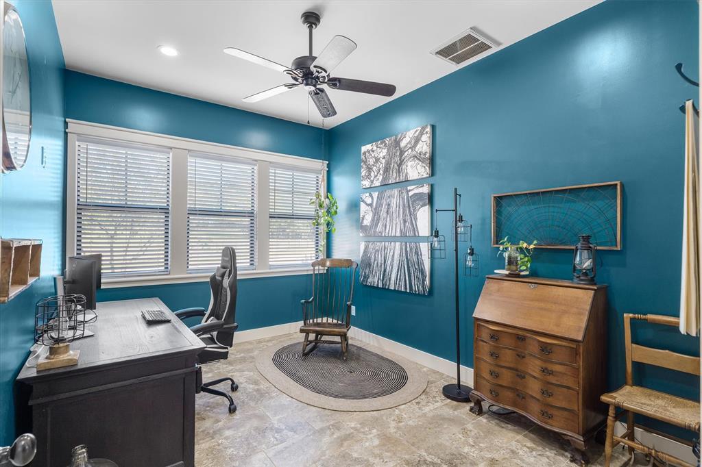 10623 FM 1651 - Photo 15