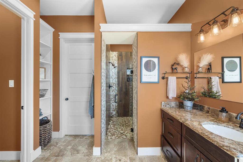10623 FM 1651 - Photo 18