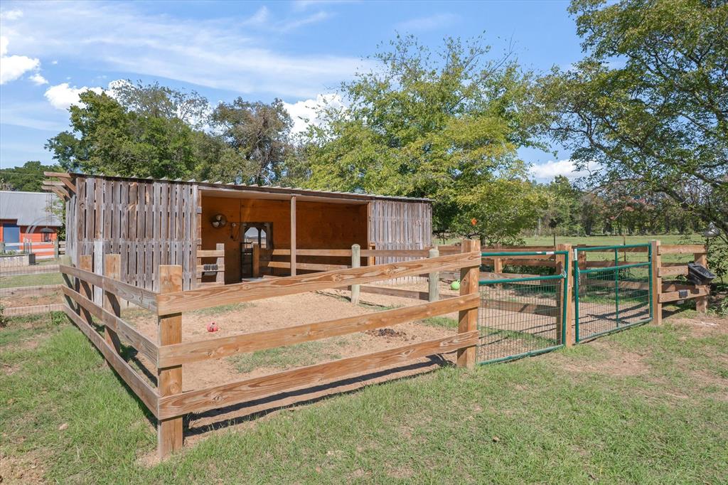 10623 FM 1651 - Photo 26