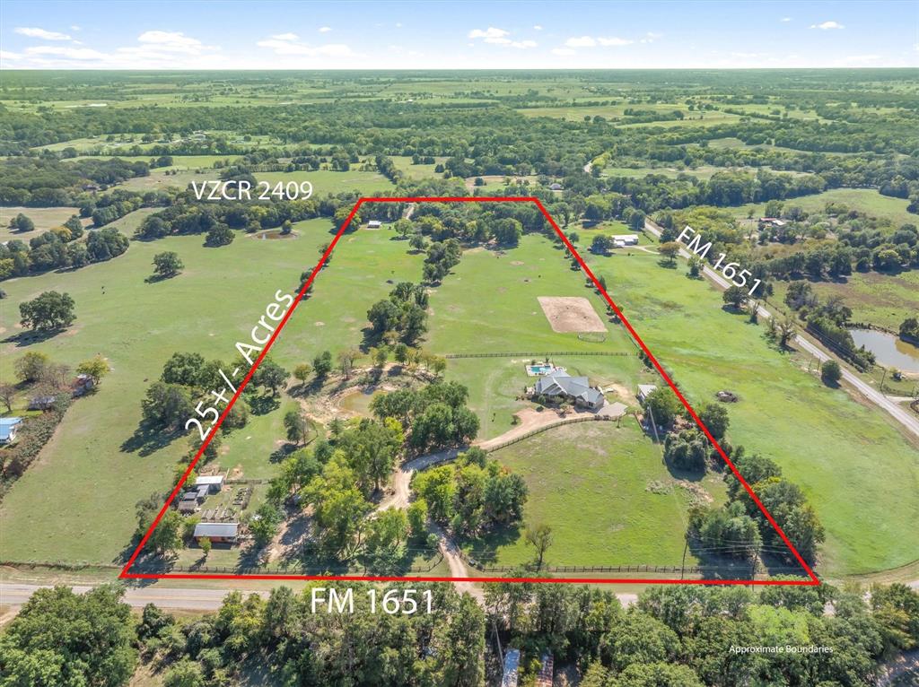 10623 FM 1651 - Photo 4