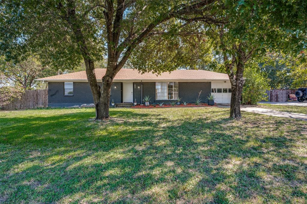 1822 Glenn Lane - Photo 1
