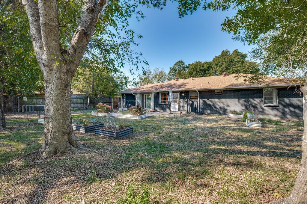 1822 Glenn Lane - Photo 11