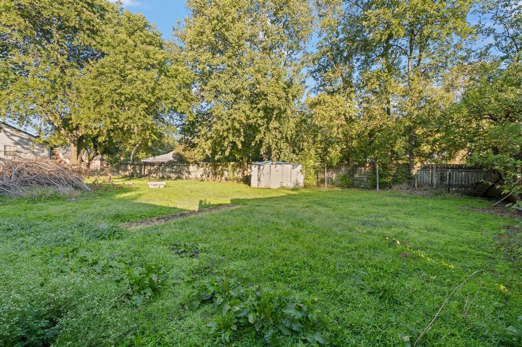 310 Eastland Street - Photo 21