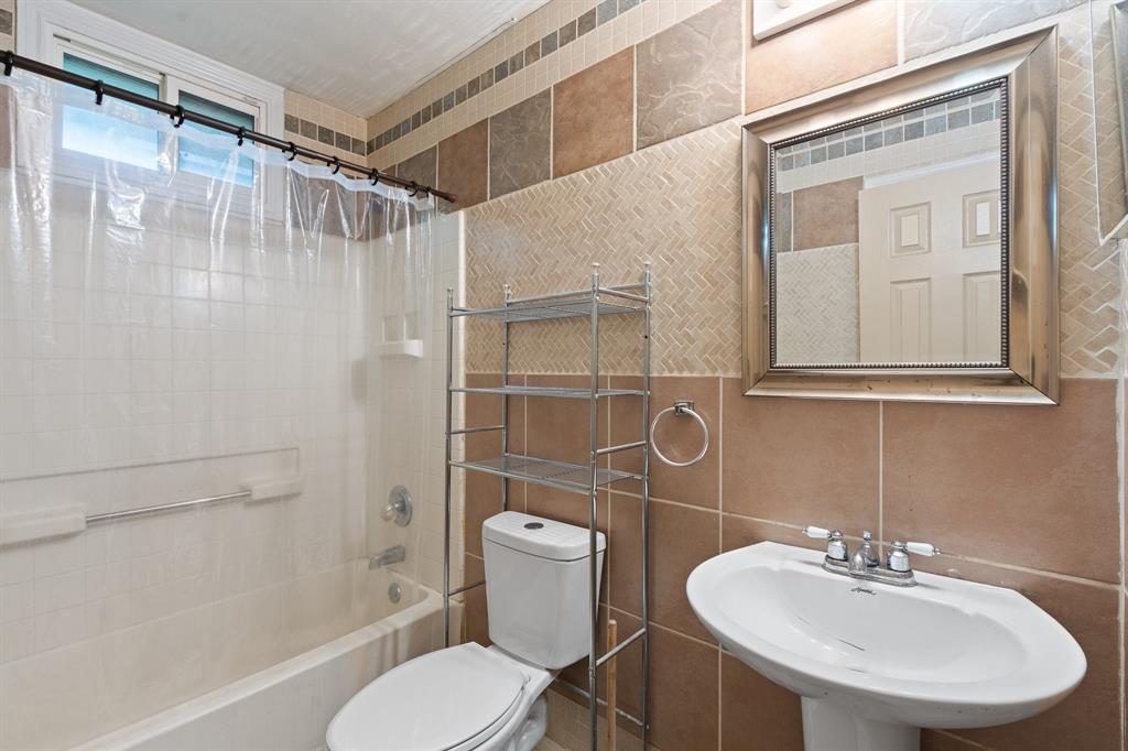 310 Eastland Street - Photo 9