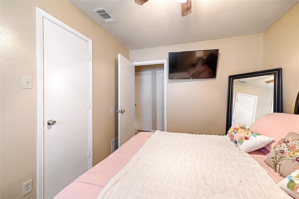 305 Tejas Drive - Photo 15