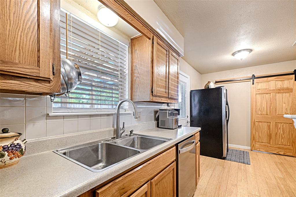 305 Tejas Drive - Photo 5