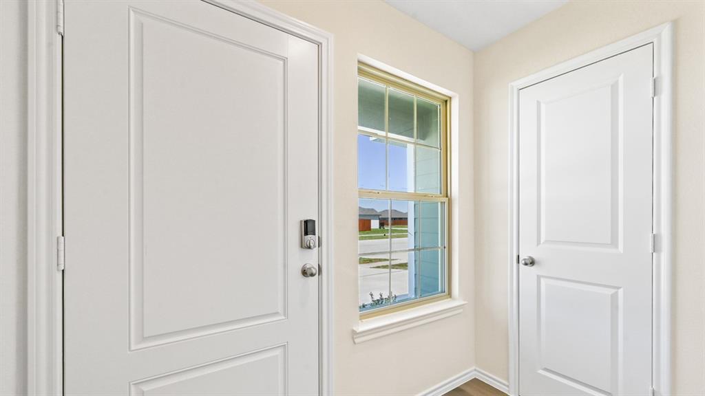 5739 Sunshine Lane - Photo 3