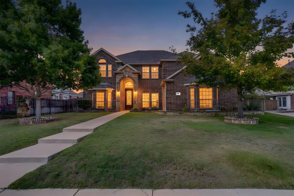 2605 Winding Creek Drive - Photo 1