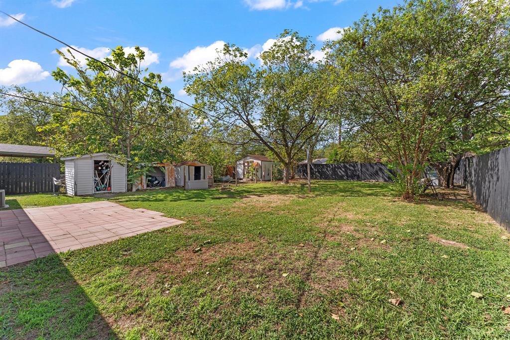 1013 Irene Drive - Photo 17
