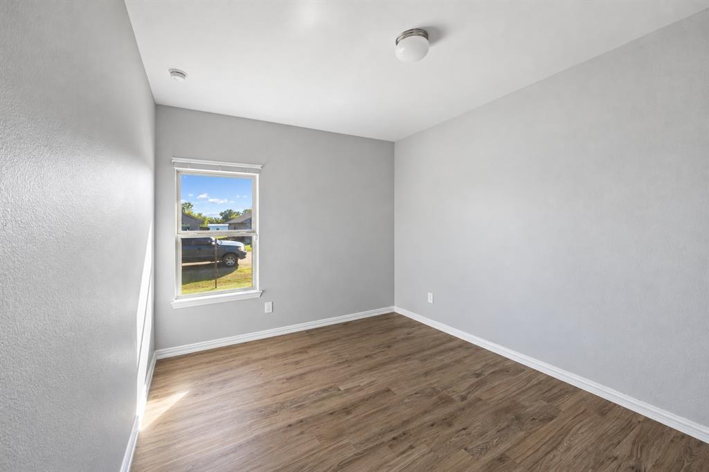 146 Lawndale Lane - Photo 13
