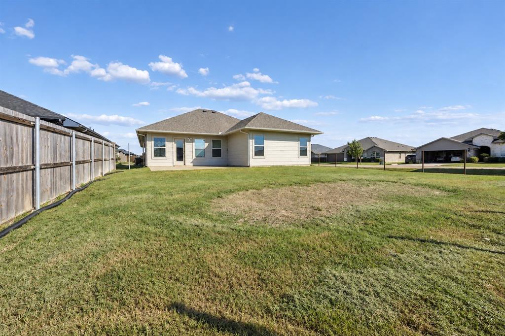 146 Lawndale Lane - Photo 16