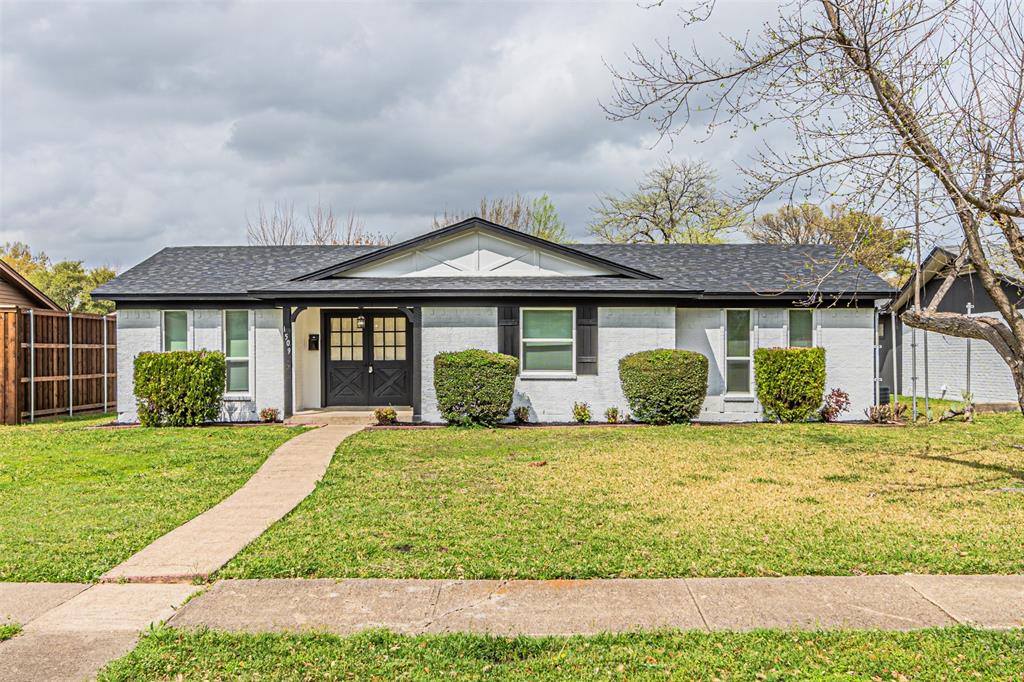 1509 Crockett Street - Photo 1