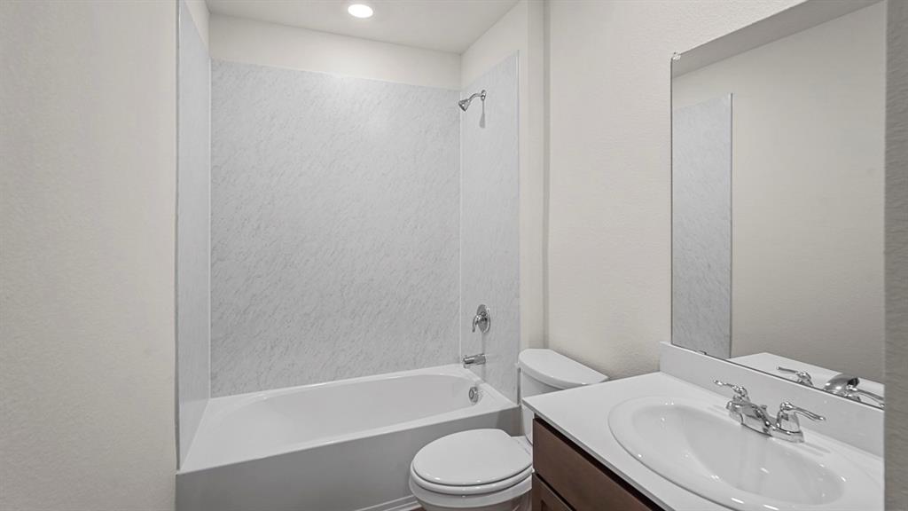235 Whispering Pine Drive - Photo 3