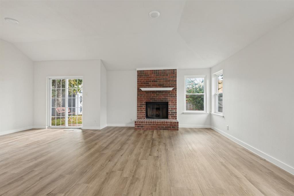 5814 Fox Hunt Drive - Photo 2