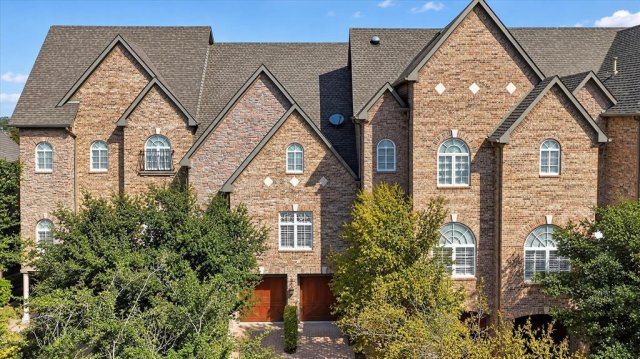563 Rockingham Drive