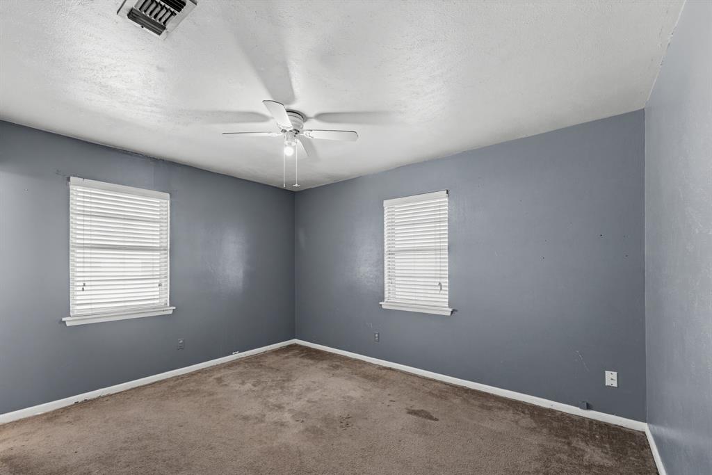 2910 Grove Street - Photo 7