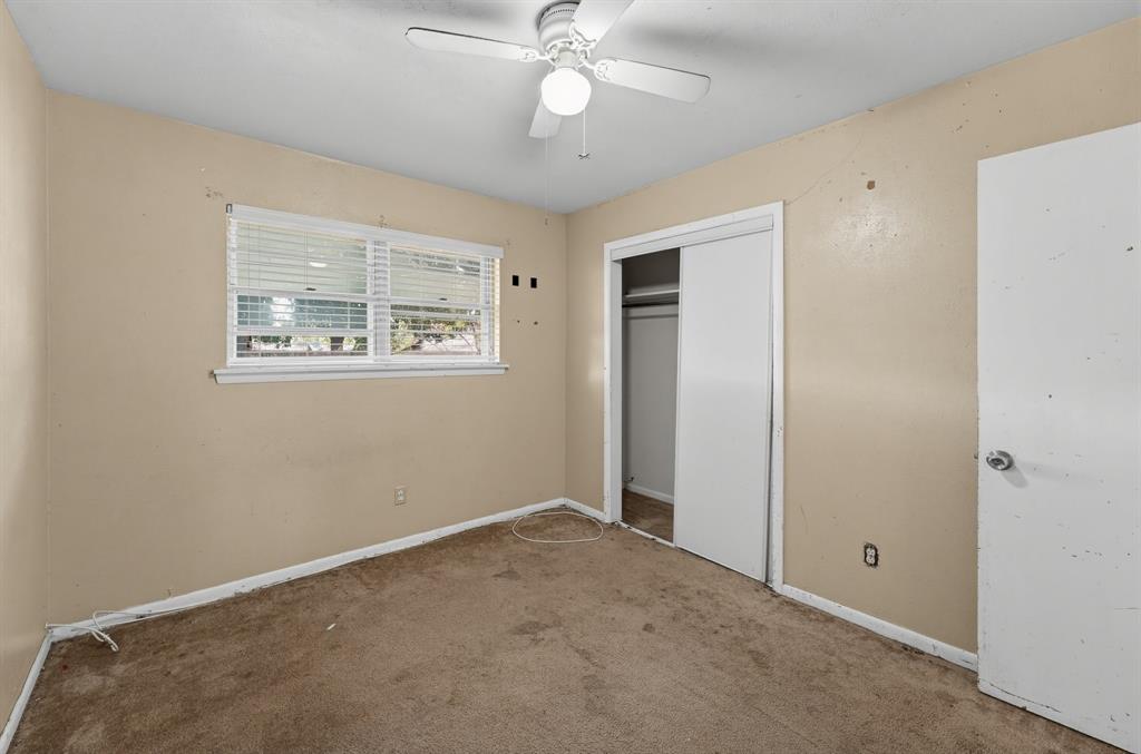 2910 Grove Street - Photo 9